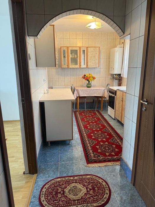 Apartament 3 camere decomandat la cheie Onești et 4/4