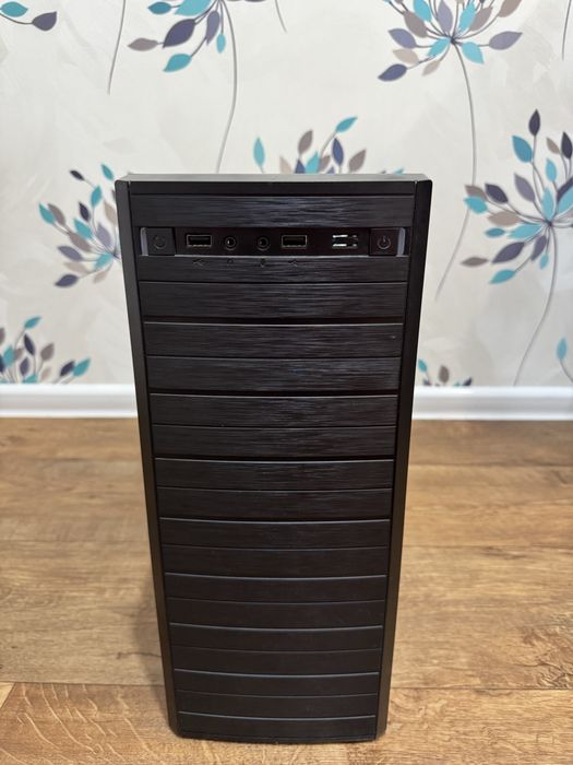 Корпус ПК черный