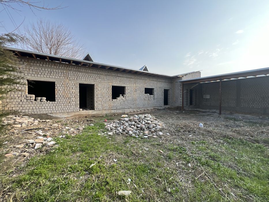 Qibray Mayskiyda yangi uy 5 sotix sotiladi