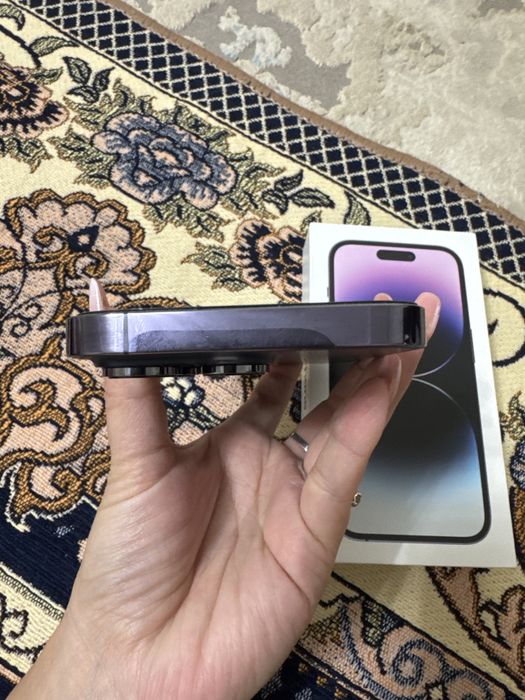 iPhone 14Pro продаю