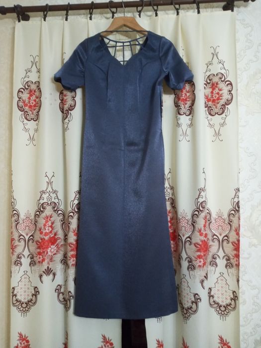 Продаю платье вечернее