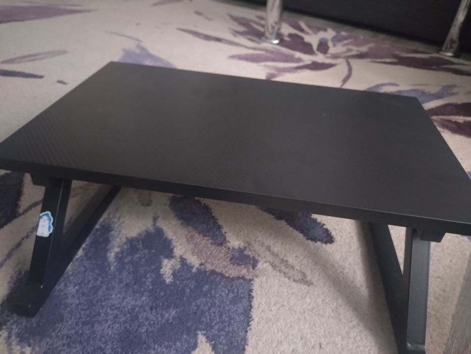 Vând suport laptop pt birou