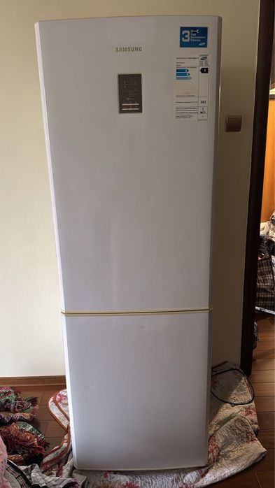 Срочно продам холодильник