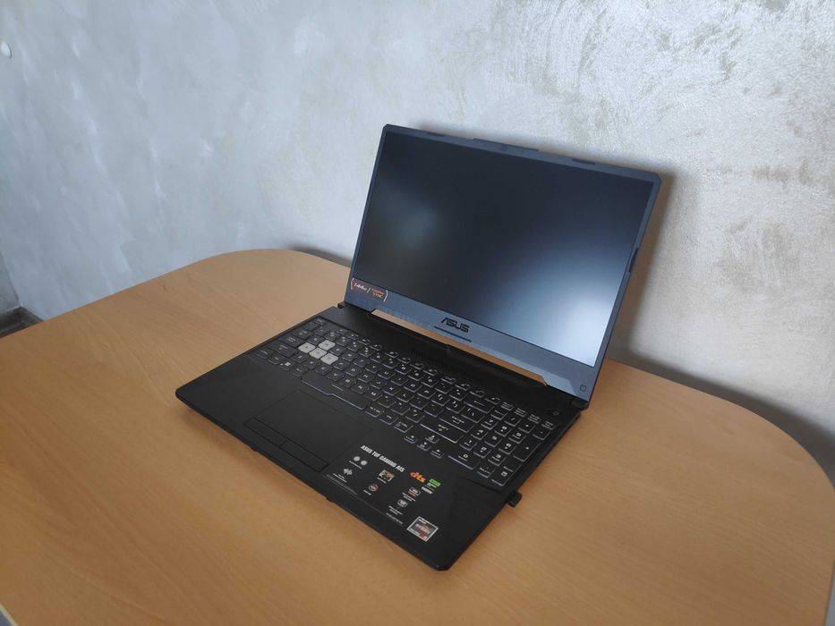 Лаптоп ASUS TUF A15 FA506NF - AMD Ryzen 5 + GeForce RTX 2050 4GB