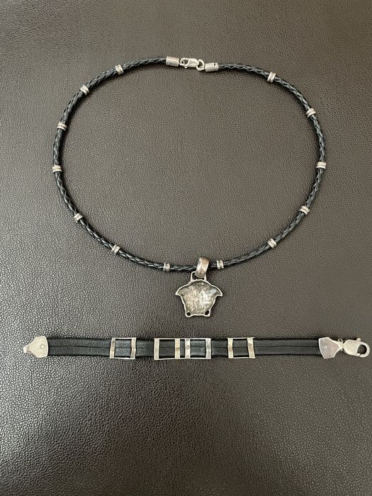 Сребърна гривна Versace Версаче с естествена кожа+ колие + висулка