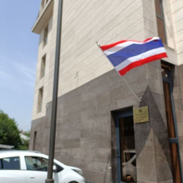 Флаг Байрок устунлар Bayroq, Flag