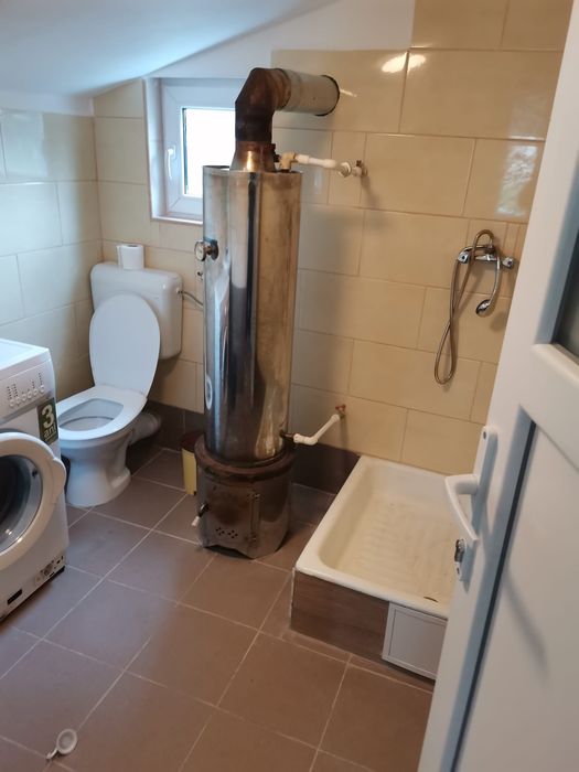 Casă de închiriat