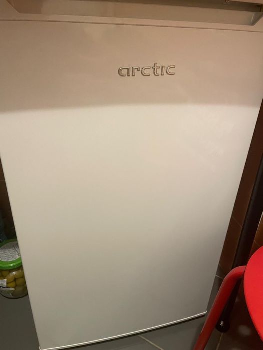 Frigider Arctic alb