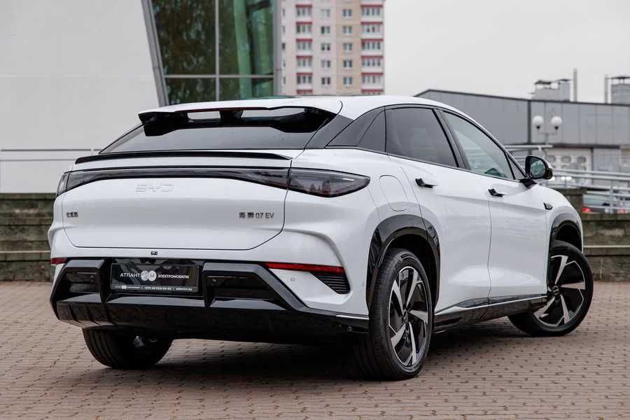BYD sealine 7 610 km pod zakaz