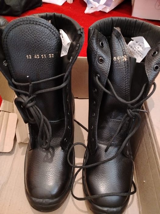Спец ботинка 43 размер