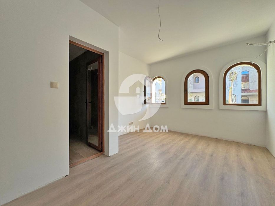 Продава се Двустаен апартамент в с. Кошарица, Област Бургас - 71 кв.м за 1191 €/кв.м - Снимка #6