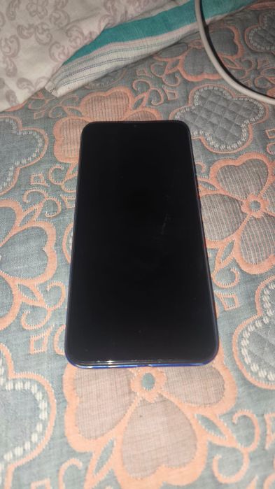 Продам телефон Tecno Spark 6 go