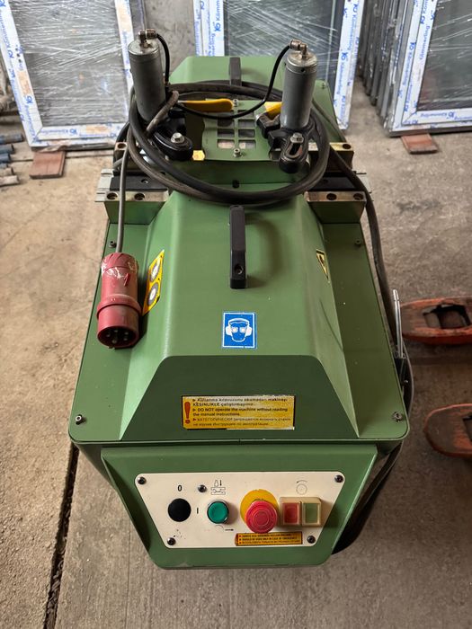 Машини за дограма