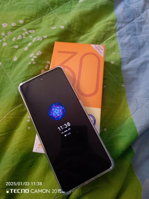 Tecno Spark 30 смартфон