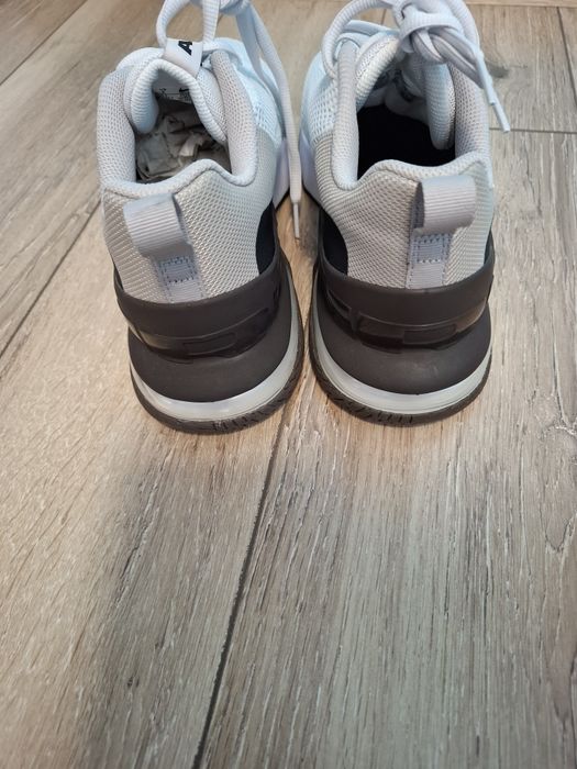 Adidasi Nike Air