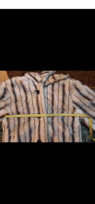 Haina dama blana artificiala, stare foarte buna
