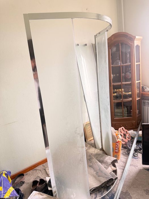 Душевая кабина стеклянная