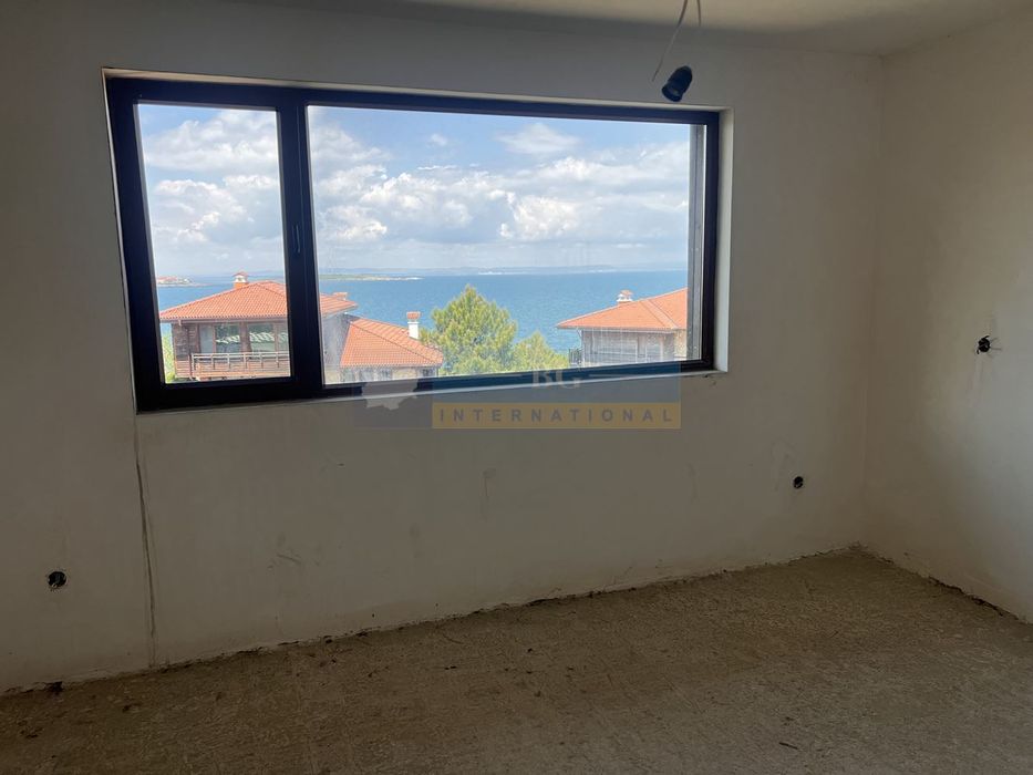 Продава се Къща в Созопол - 454 кв.м за 1461 €/кв.м - Снимка #8