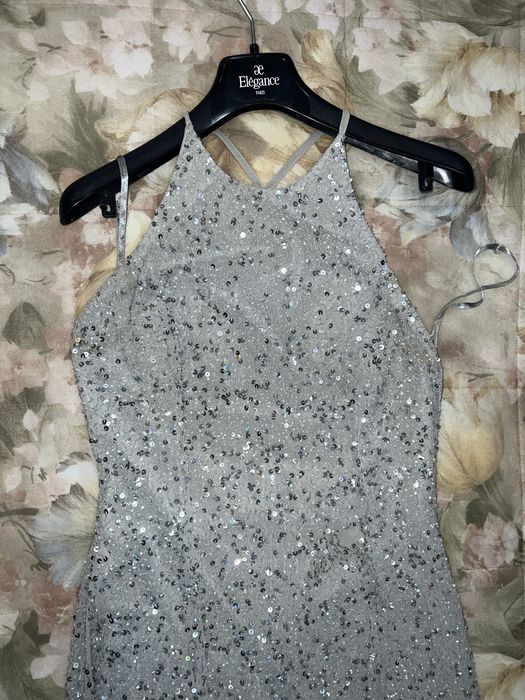 Продаю вечернее платье на Новый Год