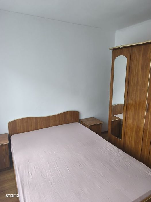 Apartament 3camere de închiriat