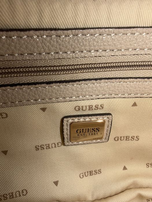 Продам сумку guess оригинал