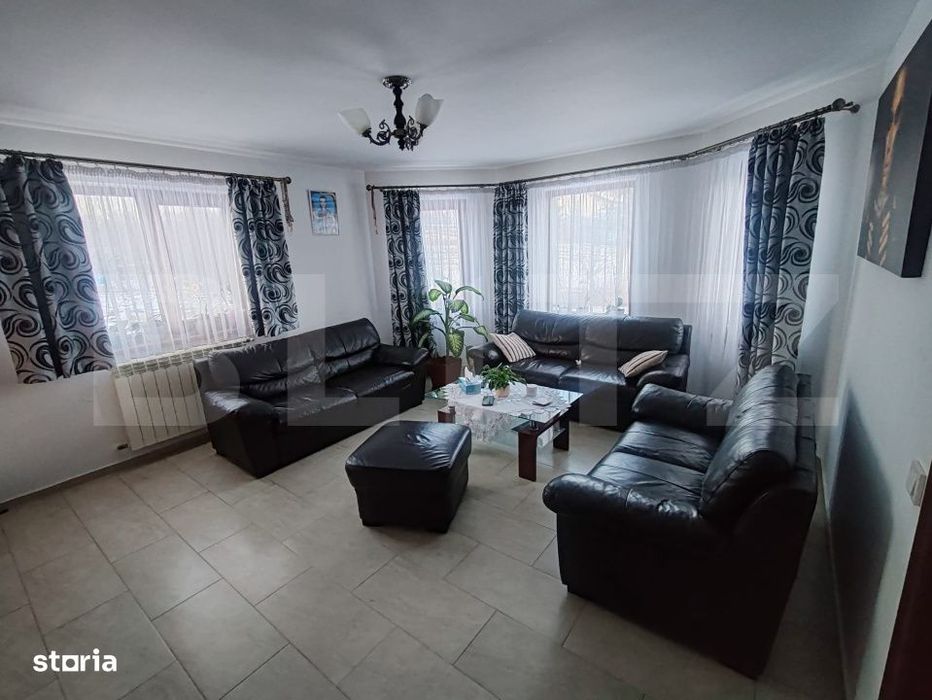 Casa individuala, 150 mp, teren 10.000mp, la periferia Sucevei