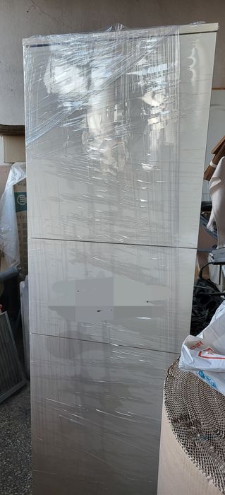 Шкаф от ламинирано ПДЧ