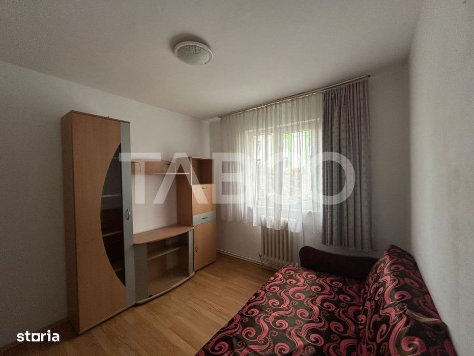 Apartament 3 camere cu balcon si pivnita 60 mpu in zona Mihai Viteazu — fotografia 1