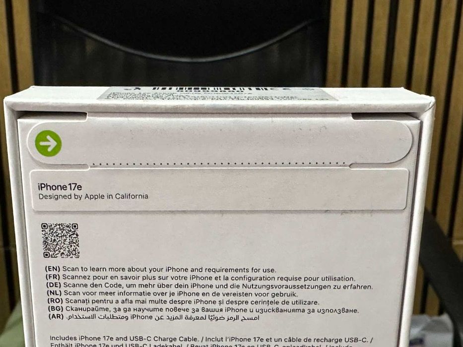 НОВ iPhone 17e 256GB White, Запечатан