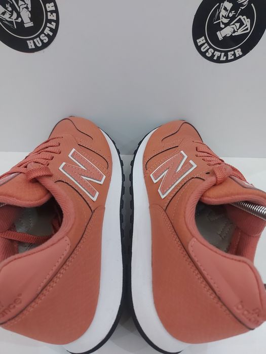 Маратонки NEW BALANCE 373.Номер 40