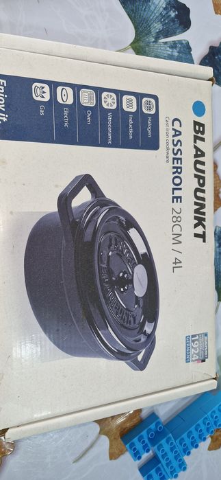 Чугунные казан кастрюля