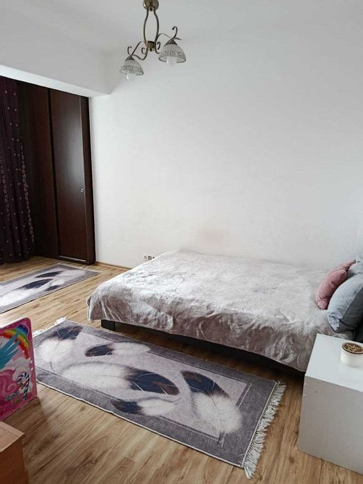 Apartament 2 camere de închiriat