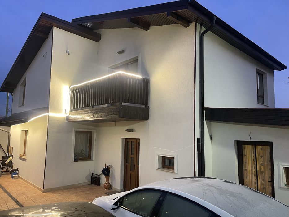 Casa   STR CARPATILOR Brasov  vanzare  INCHIRIERE sau Schimb