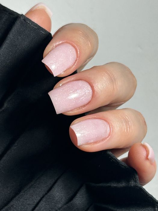 Manichiura/pedichiura oja semipermanenta