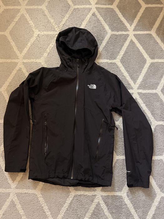 The North Face Windbraker яке