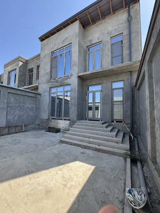 Продается дом (ТАНХАУС)