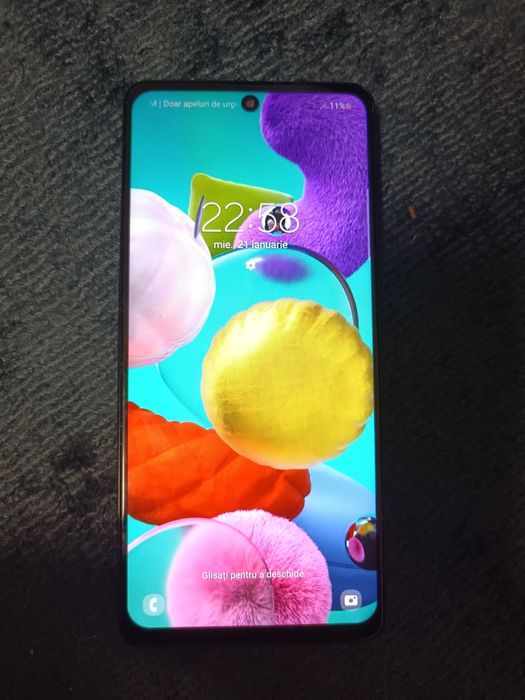 Vand telefoane  pret in privat