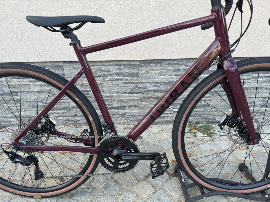 Aлуминиев гравел Triban GRVL 520 размер: 28/L