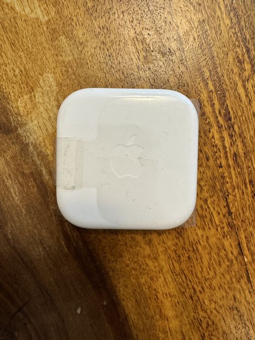 Слушалки Sony с микрофон и оригинални тапички Apple с кабел