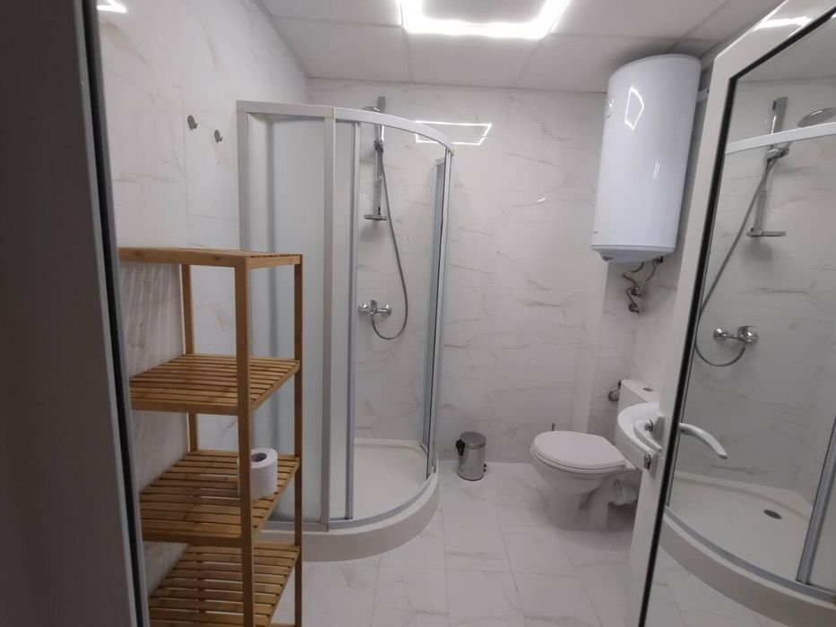 Дава се под наем Двустаен апартамент в Пловдив, Център - 76 кв.м за 550 € - Снимка #3