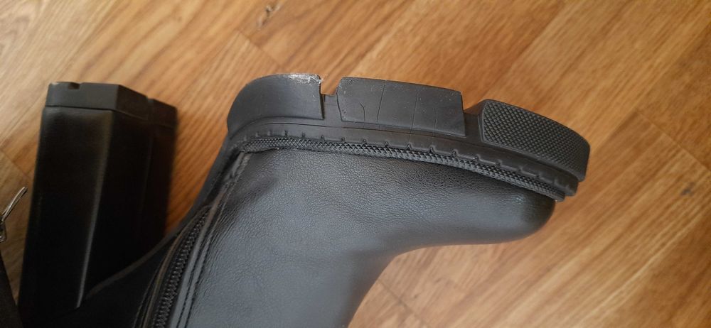 Сапоги женские кожанные