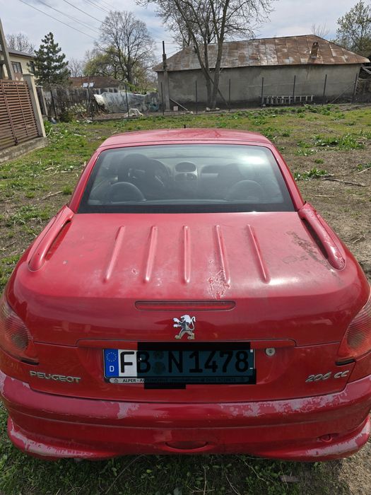 Peugeot decapotabil