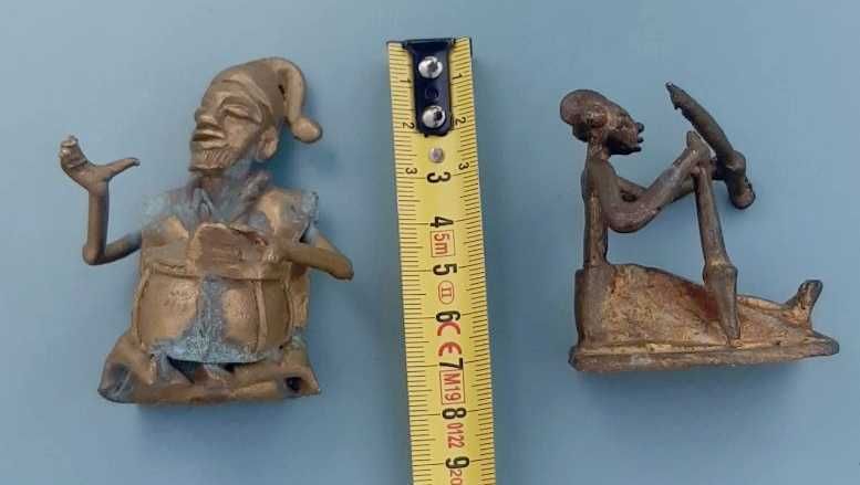 Бронзова кадилница, Бронзови статуетки