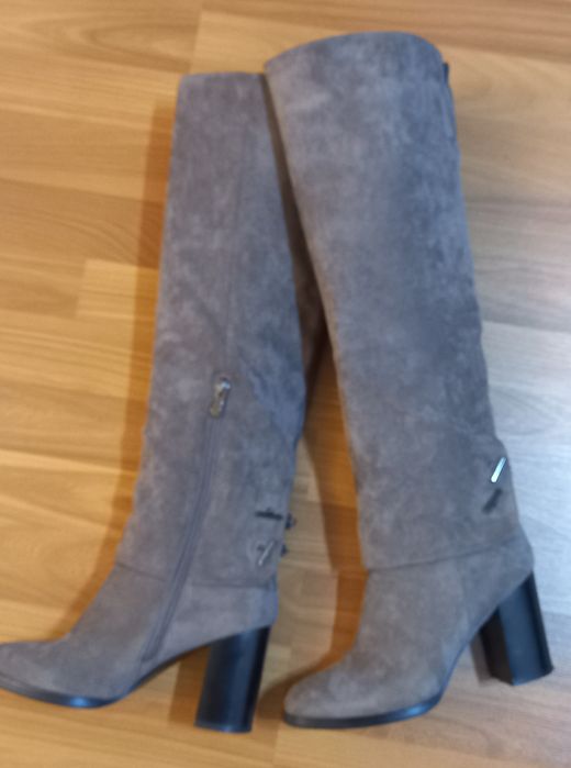 Женские  зимние сапожки ботфорты