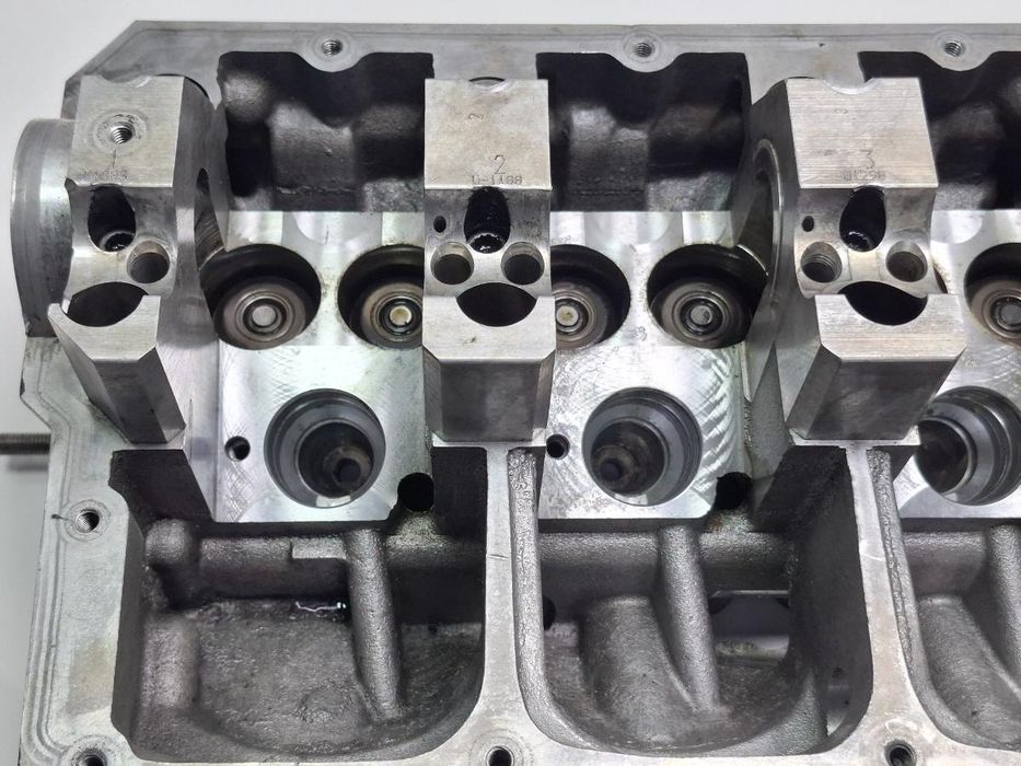 Chiulasa Motor Volkswagen Caddy Iii Box 2Ka, 2Kh, 2Ca, 2Ch 2004 - 2010 2.0 Sdi Bdj, Bst 038103373R