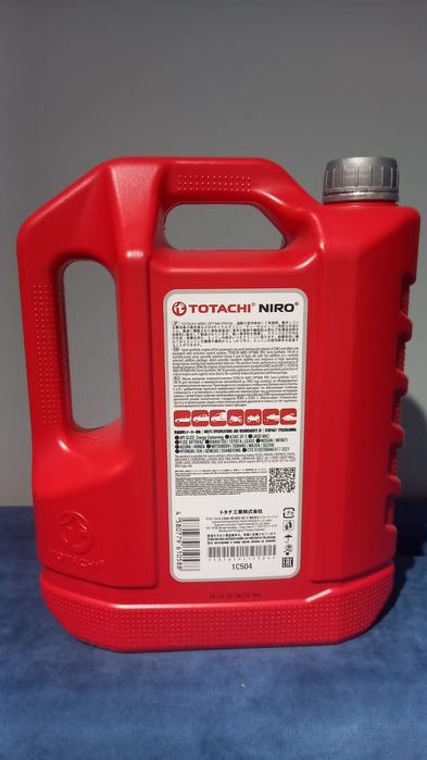 Моторное масло Totahi 5W30.