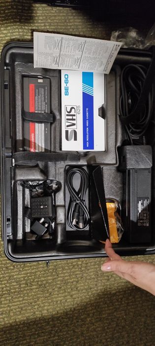 Професионална камера Grundig S-VS180