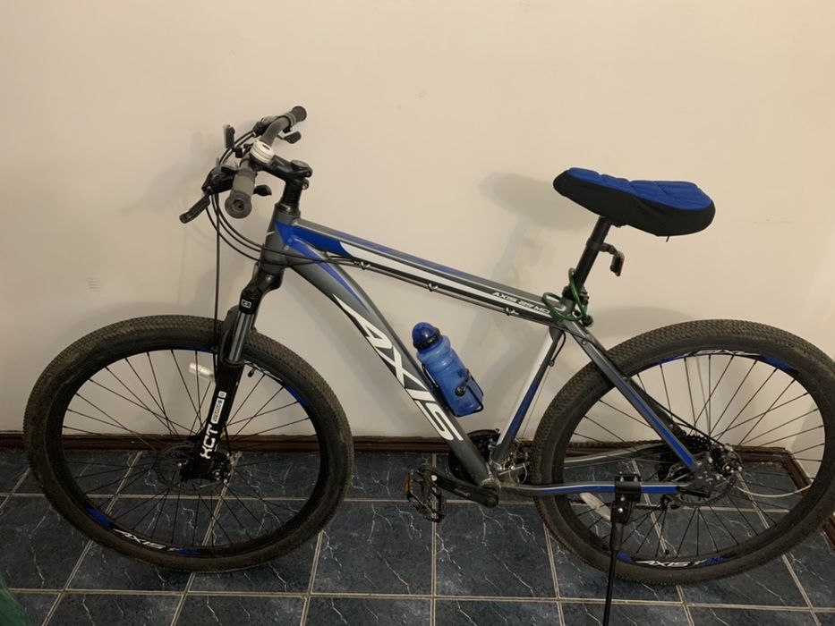 Продам велосипед Axus.