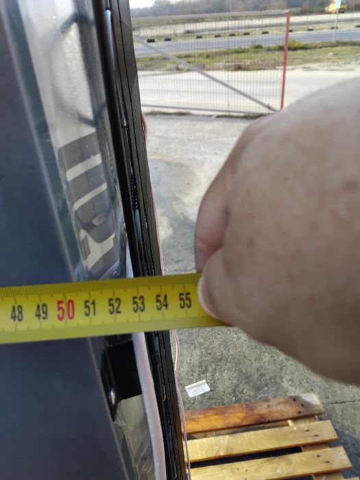 Хладилник за вграждане Bosch