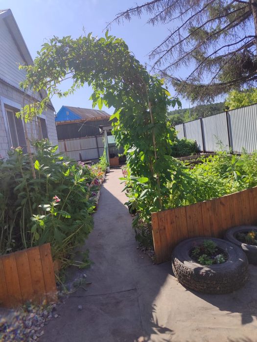 Продам дом 4 комн. район институт